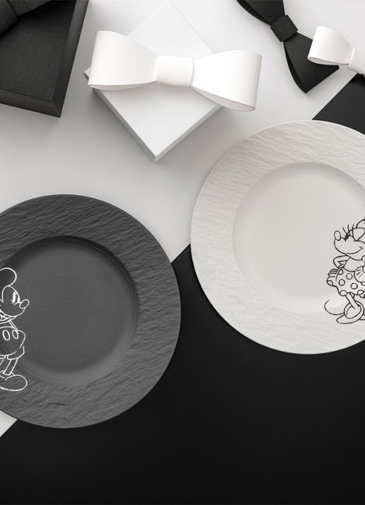 Villeroy & Boch Manufacture Rock - Mickey Mouse ontbijt-/gebaksbordje 22 cm set van 2 - voorkant 3 zwart