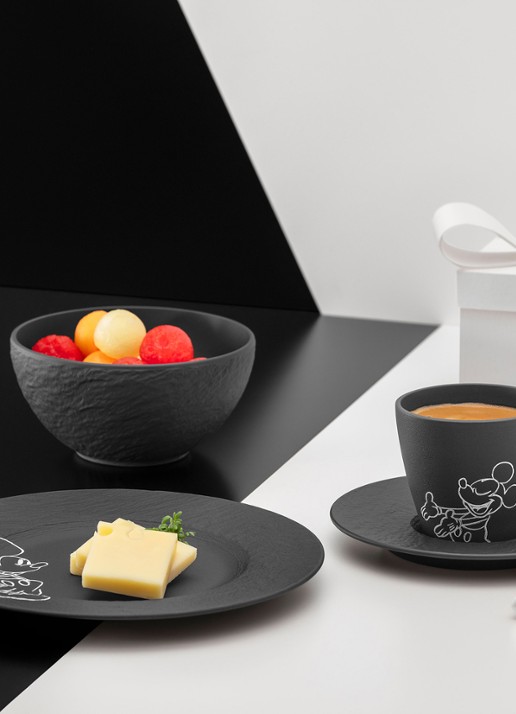 Villeroy & Boch Manufacture Rock - Mickey Mouse serviesset 4-delig - achterkant 4 zwart
