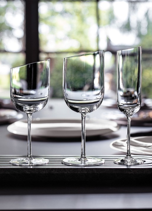 Villeroy & Boch NewMoon rode wijnglas 40,5 cl set van 4 - voorkant 5 transparant