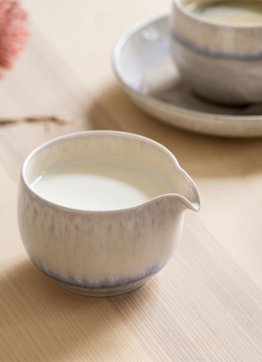 Villeroy & Boch Perlemor melkkannetje/sauskom  - voorkant 2 zand