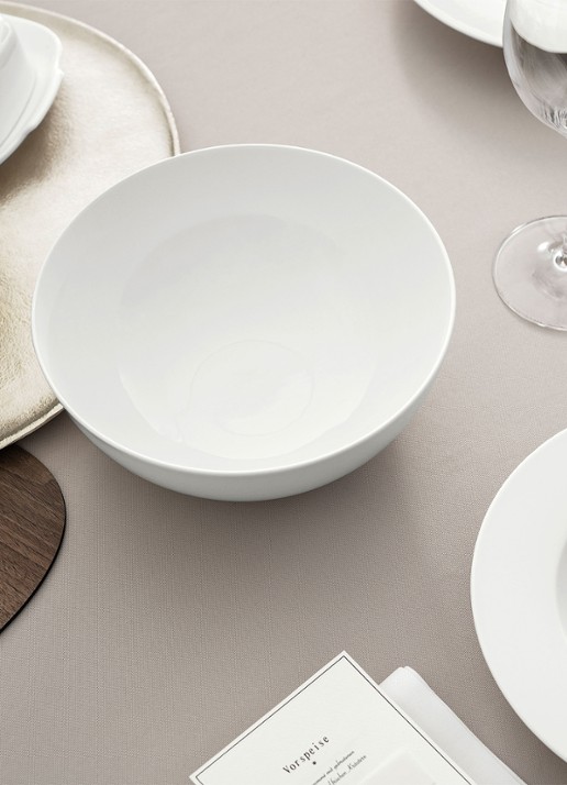 Villeroy & Boch Royal saladeschaal 23 cm - achterkant gebroken wit