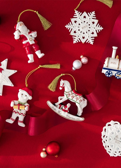 Villeroy & Boch Santa 2025 kersthanger 11 cm - achterkant 3 rood