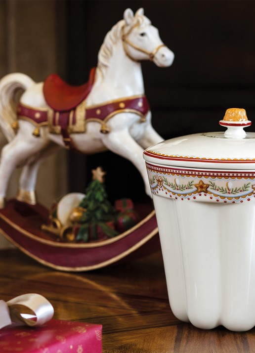 Villeroy & Boch Schaukelpferd XL 32,8x10,8x32, - detail 2 rood