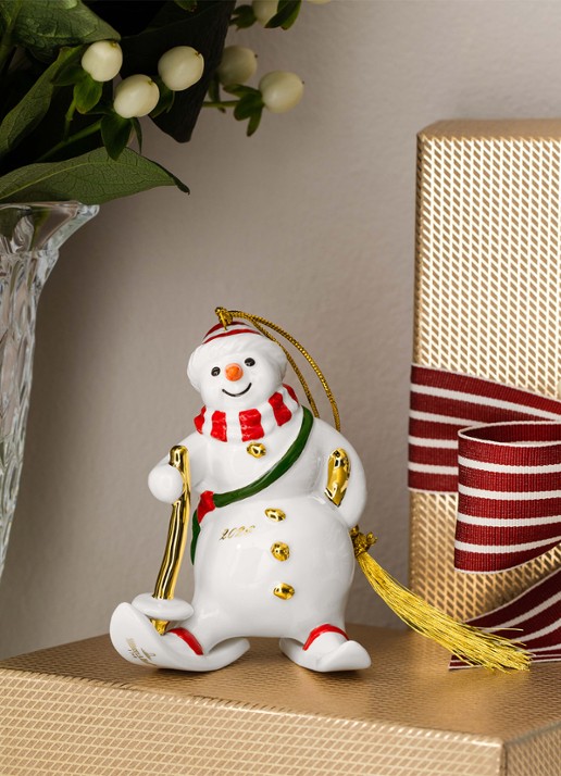 Villeroy & Boch Sneeuwpop 2026 kersthanger 10 cm - detail 5 wit