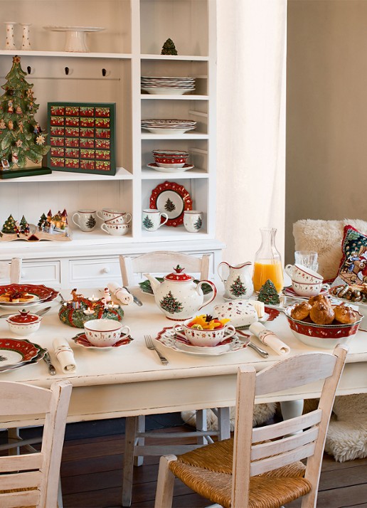 Villeroy & Boch Toy's Delight Kerst ontbijt serviesset 6-delig - voorkant 5 steenrood