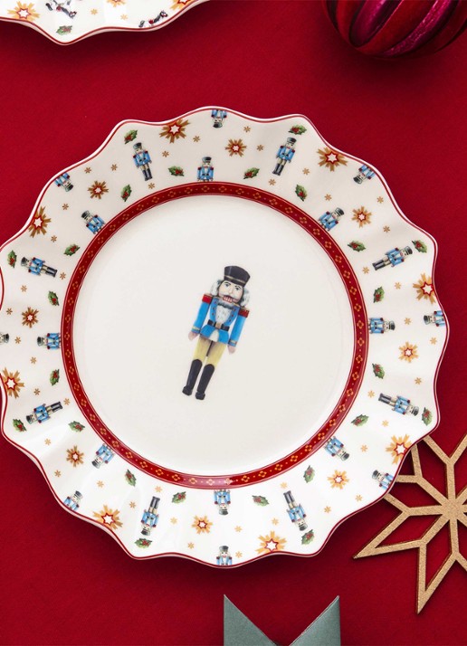 Villeroy & Boch Toy's Delight Notenkraker serviesset 6-delig - voorkant 3 gebroken wit