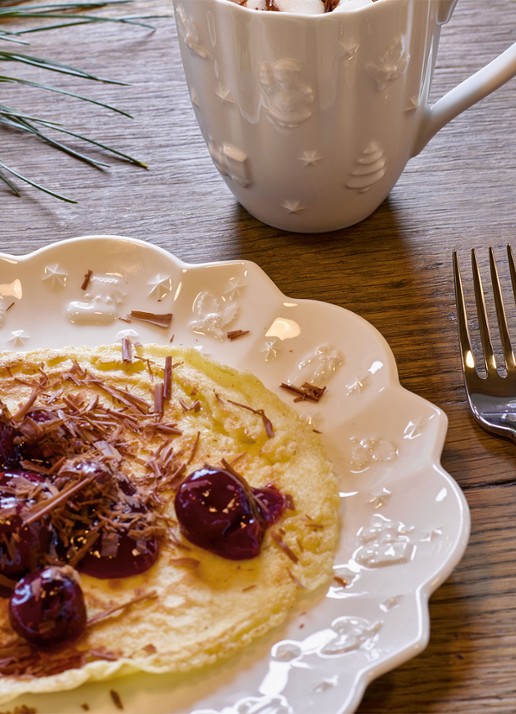 Villeroy & Boch Toy's Delight Royal Classic Kerst ontbijtbord 24 cm - achterkant gebroken wit