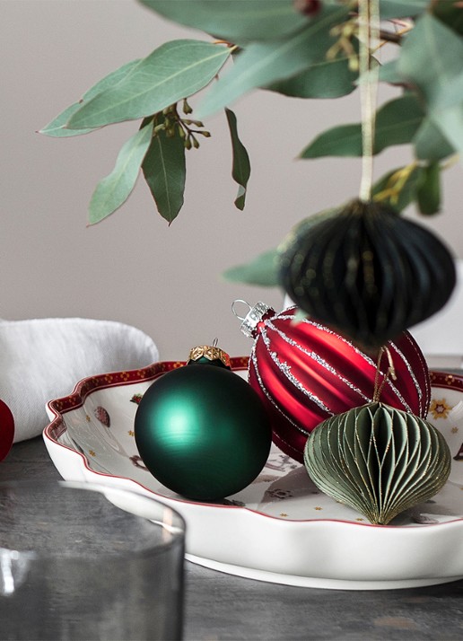 Villeroy & Boch Toys Delight kerst serveerschaal 16 cm - detail 2 steenrood