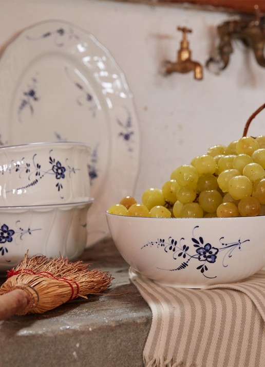 Villeroy & Boch Vieux Luxembourg saladeschaal 25 cm - voorkant 2 gebroken wit