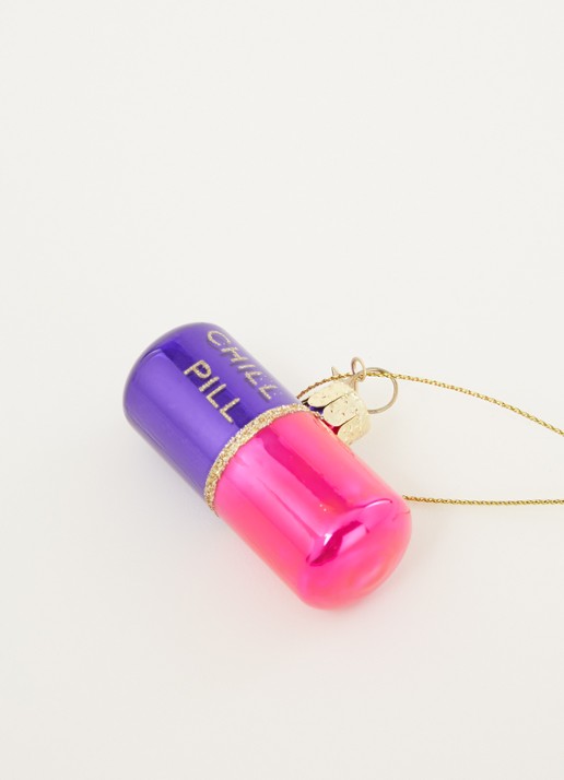 Vondels Opal Chill Pill kersthanger 4 cm - detail roze