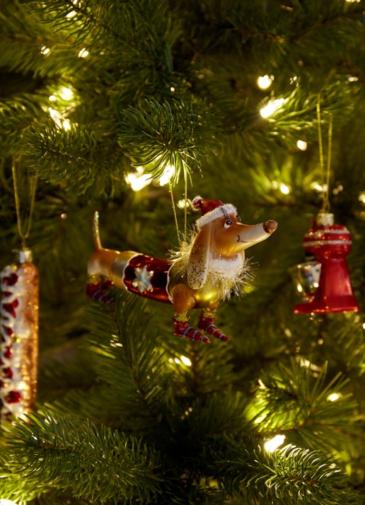 Vondels Teckel Met Kerstmuts kersthanger 9,5 cm - voorkant 2 lichtbruin