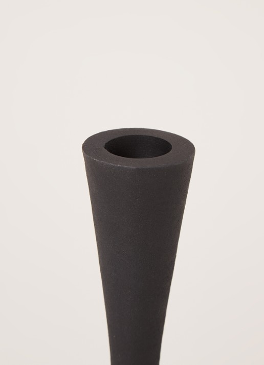 vtwonen Metal Black L kandelaar 26 cm - detail 3 zwart