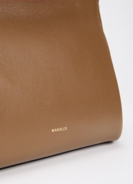 Wandler Ida handtas van kalfsleer met afneembare schouderriem - detail 4 cognac