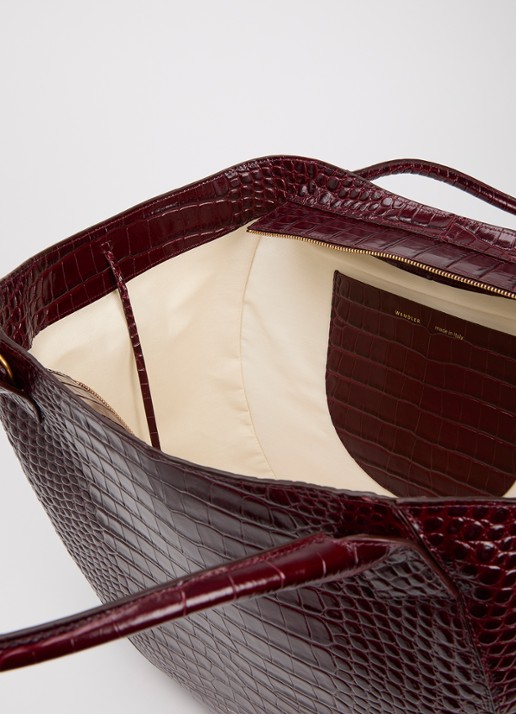 Wandler Mia shopper van leer met crocostructuur - detail bordeauxrood
