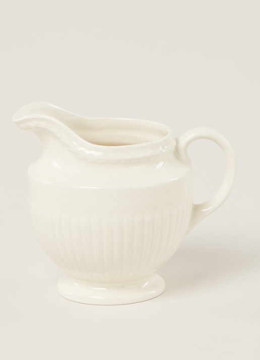 Wedgwood Edme melkkan 25 cl - voorkant 2 gebroken wit