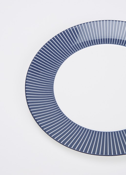 Wedgwood Gio dinerbord 24 cm - detail donkerblauw