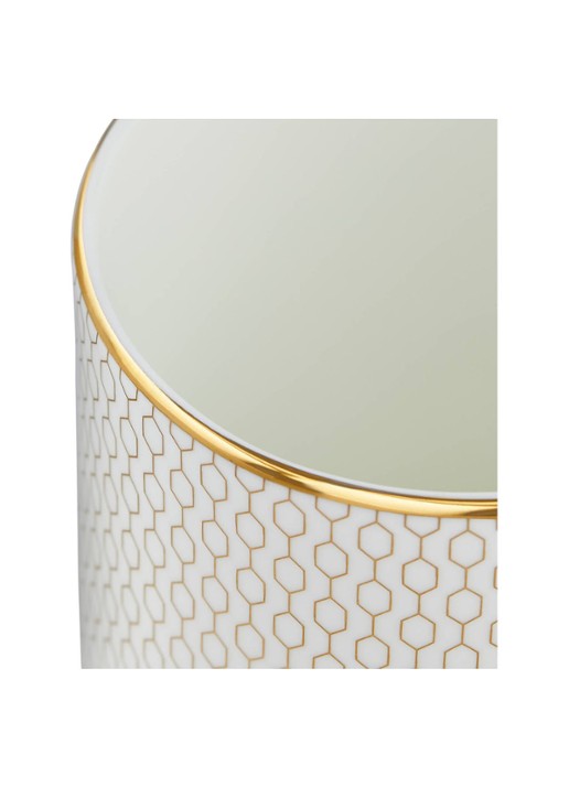 Wedgwood Gio Gold kopje 34 cl - voorkant 4 gebroken wit