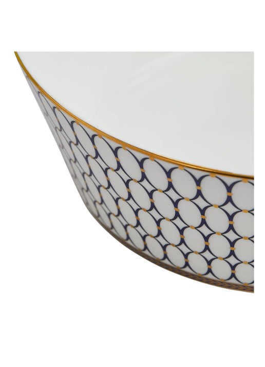 Wedgwood Renaissance Gold saladeschaal 25 cm - achterkant donkerblauw