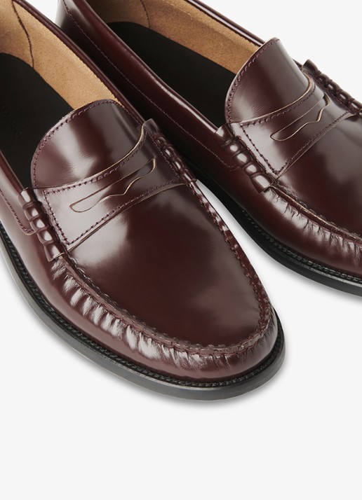 Whistles Manni Slim loafer van leer  - detail 2 bordeauxrood