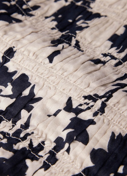Whistles Shadow Floral blouse met bloemenprint en smockwerk - detail 5 ivoor
