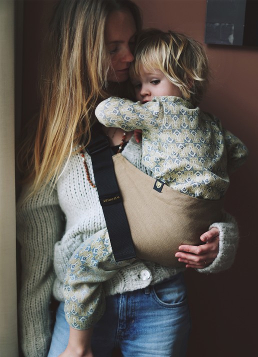 Wildride Carrier peuterdraagzak van linnen - detail 4 camel