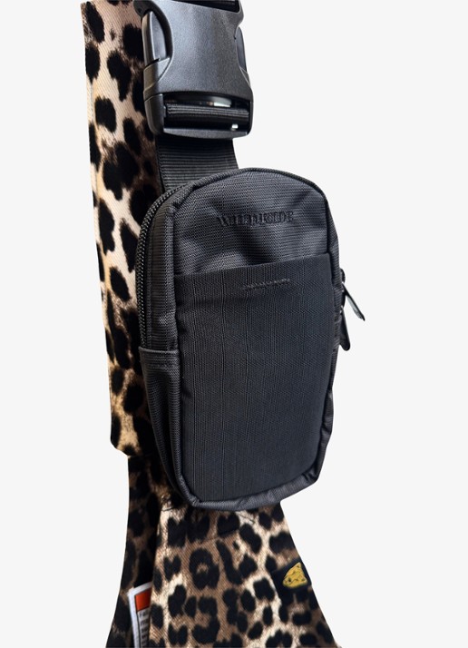Wildride Premium Slide On tas - detail 3 zwart