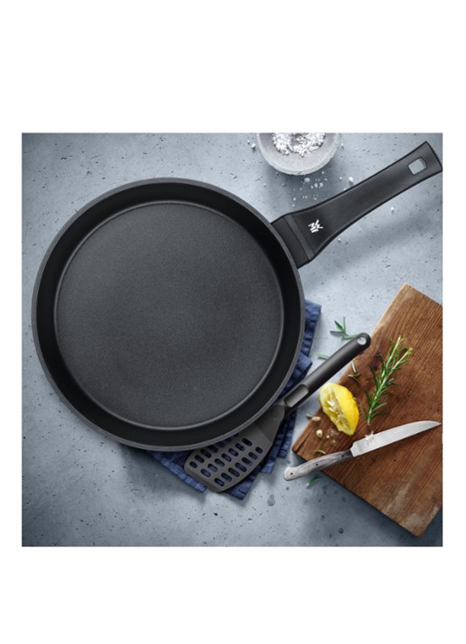 WMF PermaDur Premium koekenpan 24 cm - detail zwart