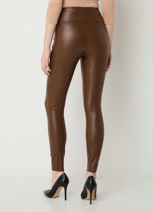 Wolford Edie Forming high waist skinny fit legging van imitatieleer - achterkant 3 hazelnootbruin