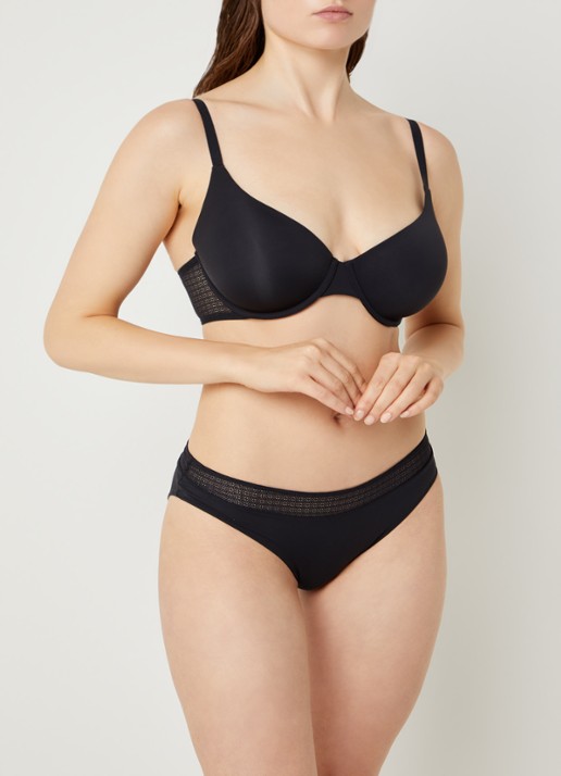 Wolford Linea Netta voorgevormde bh met opengewerkt dessin