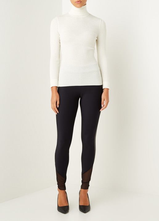 Wolford Merino ribgebreide coltrui van wol - voorkant 2 gebroken wit