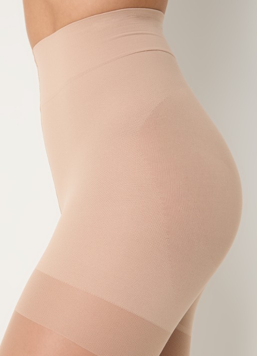 Wolford Miss W panty in 30 denier - detail 2 beige