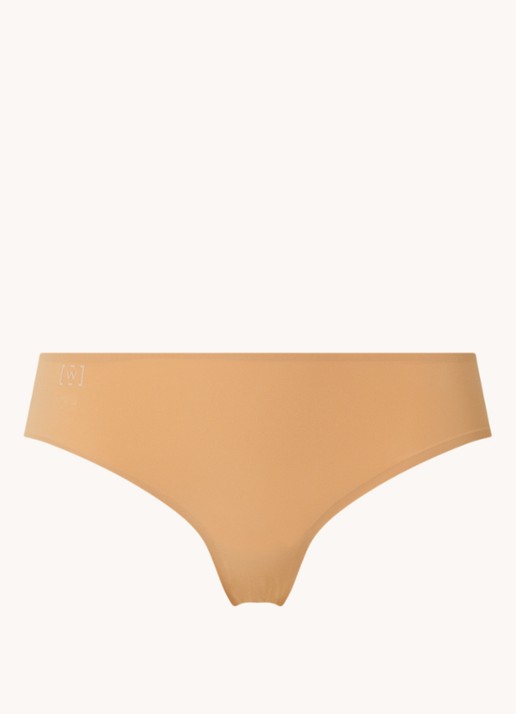 Wolford Pure Brazilian naadloze slip - voorkant 3 camel