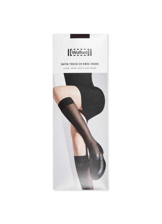 Wolford Satin Touch pantykousen in 20 denier - voorkant 2 zwart