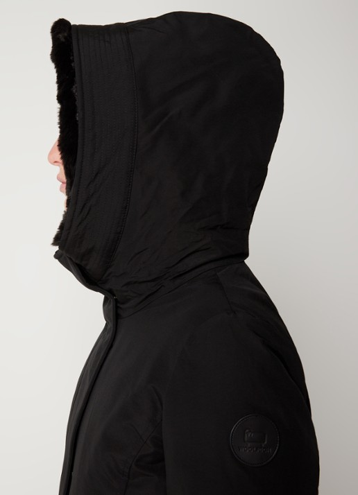 Woolrich Boulder gewatteerde jas met capuchon en steekzakken - detail 2 zwart