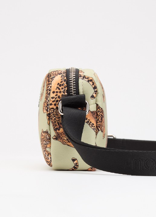 Wouf Avo Leopard Mini crossbodytas met print en verstelbare schouderriem - detail 3 lichtgroen