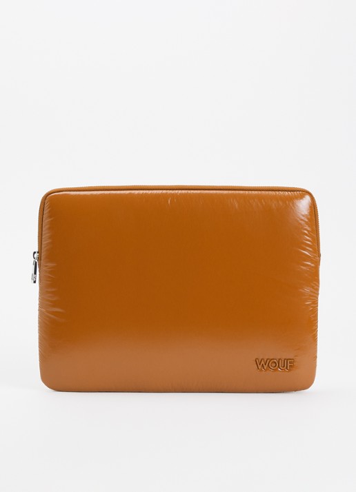 Wouf Sienna laptophoes 13 en 14 inch  - voorkant camel