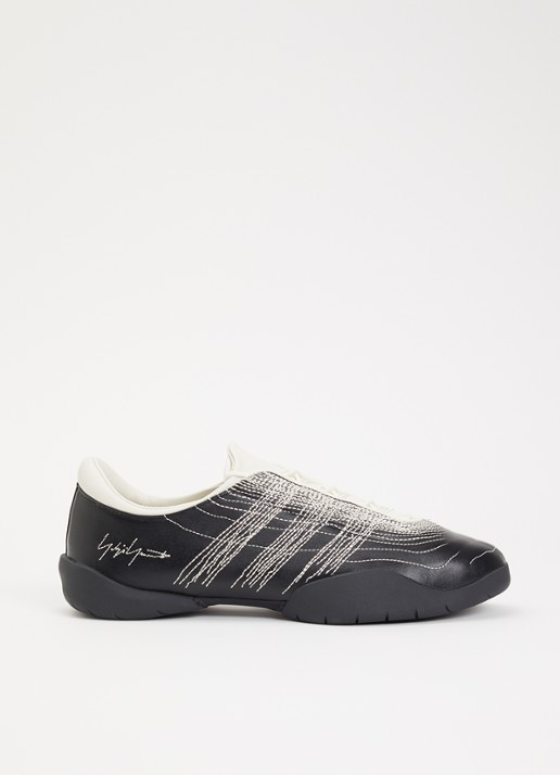 Y-3 Regu Embroidery sneaker van leer - voorkant 5 zwart