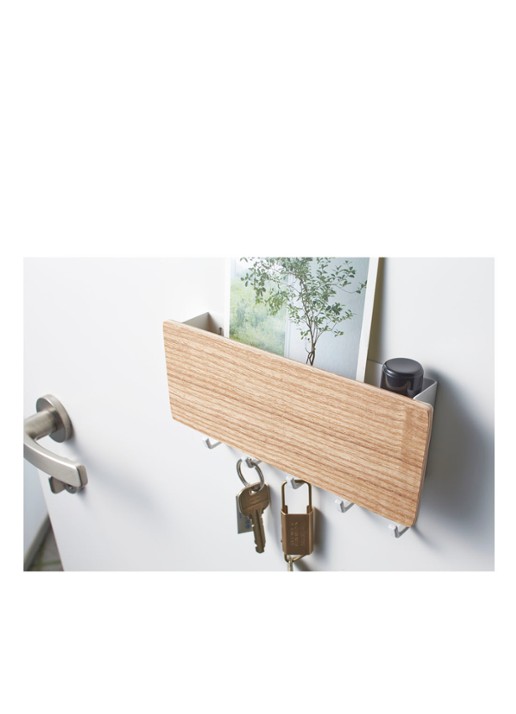 Yamazaki Rin magnetische sleutelhaak met houder - detail 3 lichtbruin
