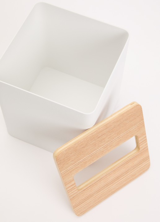 Yamazaki Rin tissuebox 15 cm - detail wit