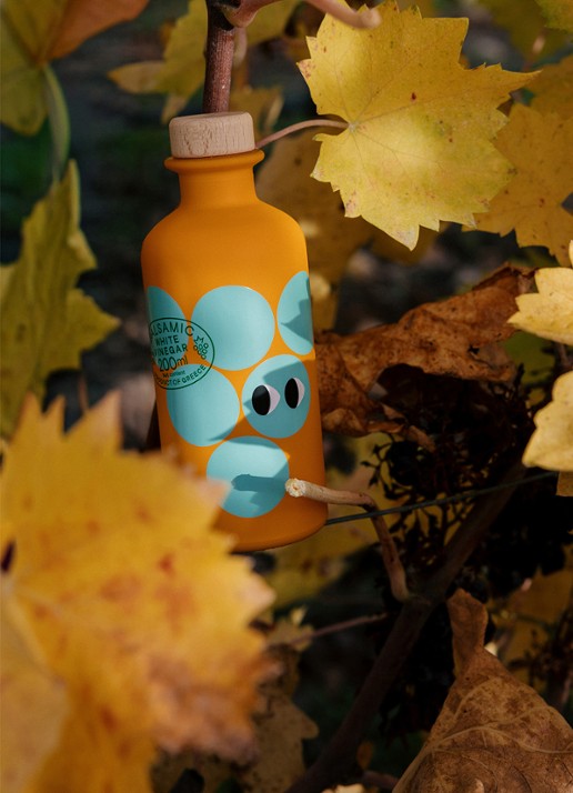 yiayia and friends Witte balsamicoazijn 200 ml - achterkant undefined