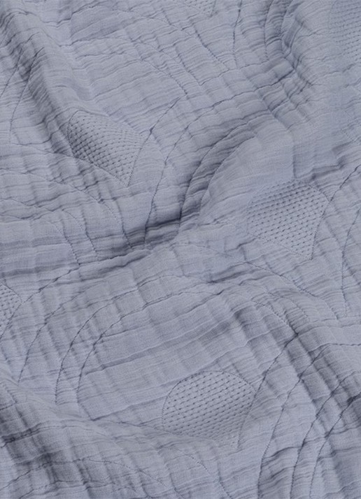 Yumeko Mousseline bedsprei van gewassen linnen 200 x 230 cm - voorkant 2 lavendel