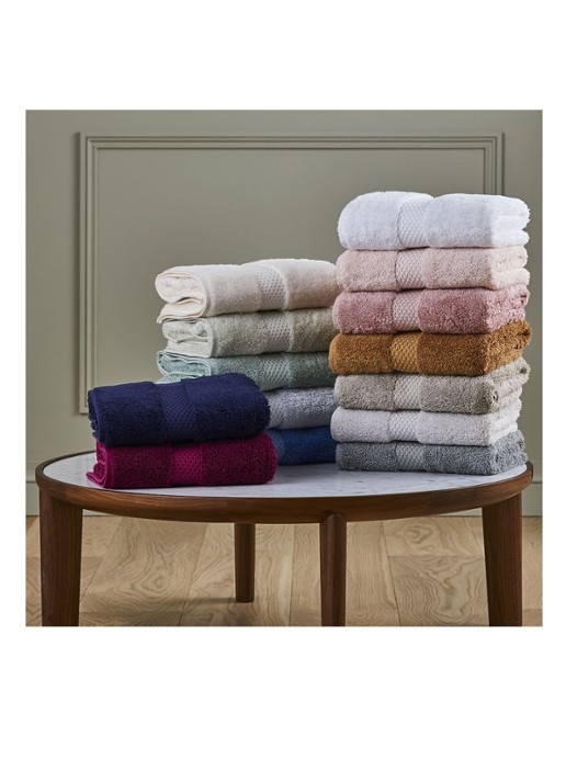 Yves Delorme Etoile badhanddoek - 700g/m2 - 70 x 140 cm - detail 3 goud