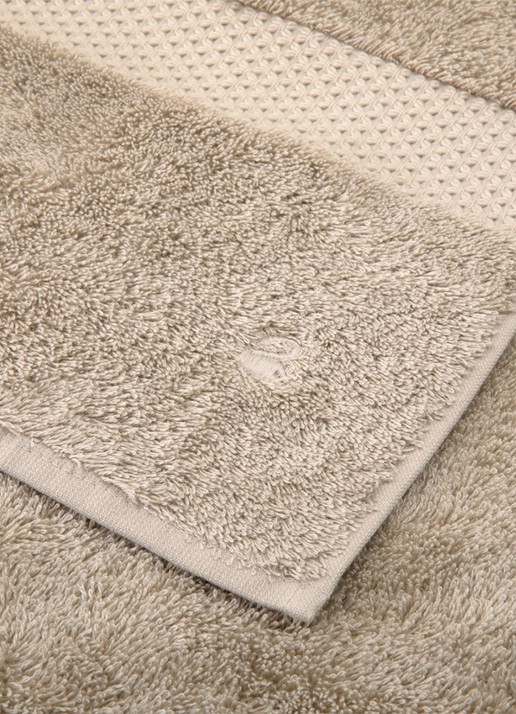 Yves Delorme Etoile badlaken - 700 gr/m2 - 92 x 160 cm - voorkant 2 taupe