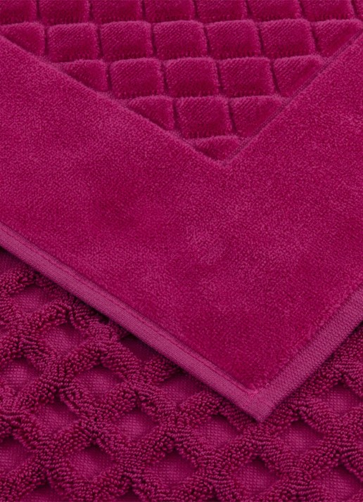 Yves Delorme Etoile badmat 55 x 90 cm - detail fuchsia