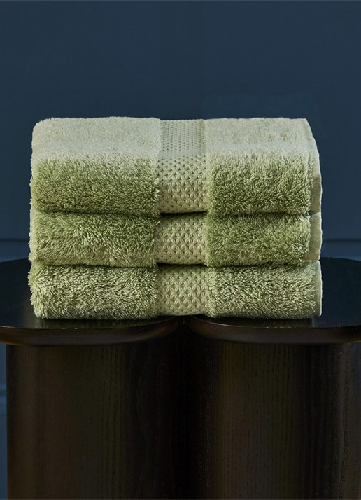 Yves Delorme Etoile gastendoek - 700 gr/m2 - 45 x 70 cm - voorkant 4 lindegroen