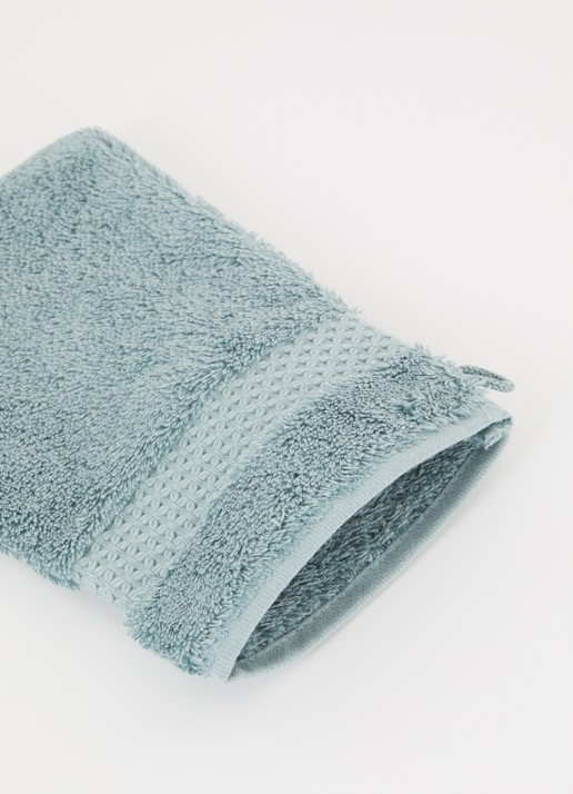 Yves Delorme Etoile washand - 700 gr/m2 - 16 x 22 cm - voorkant 2 lichtblauw