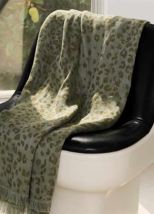 Yves Delorme Fauve plaid van linnen 140 x 160 cm - achterkant khaki