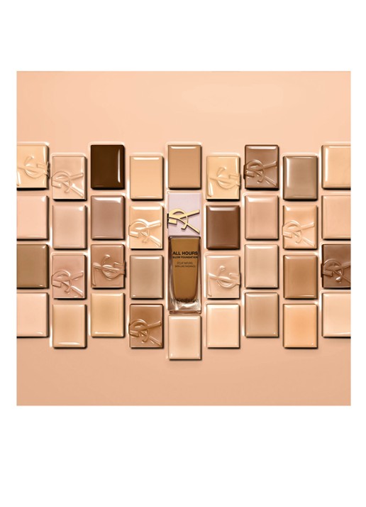 Yves Saint Laurent All Hours Glow Foundation - detail 5 mw9