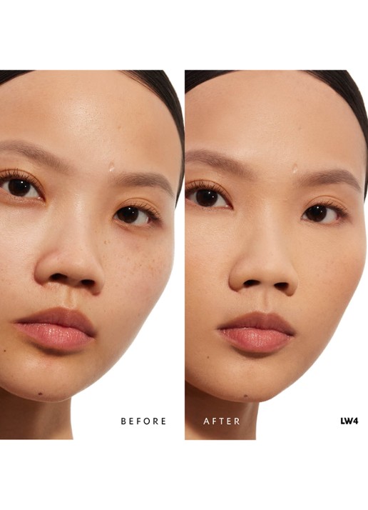 Yves Saint Laurent All Hours SPF 30+ Foundation - detail 2 lw4