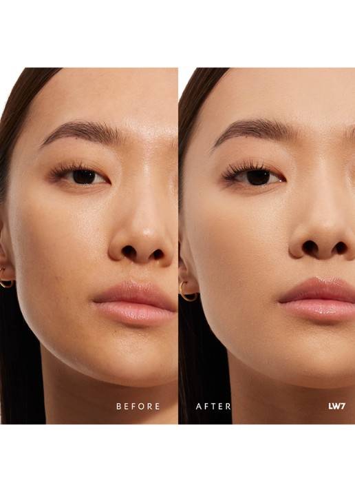 Yves Saint Laurent All Hours SPF 30+ Foundation - detail 2 lw7